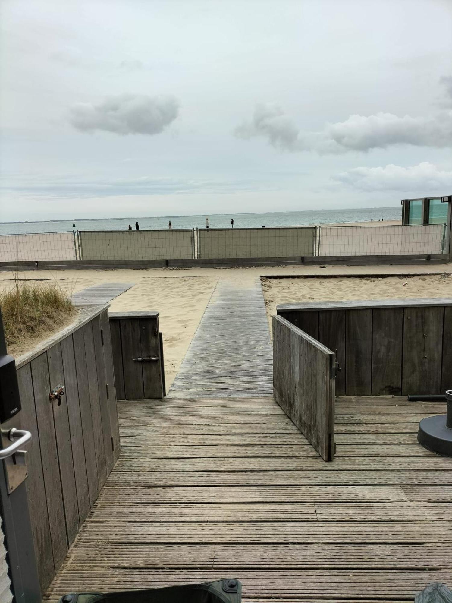 Beachrooms Pier 7 Vlissingen Rum bild